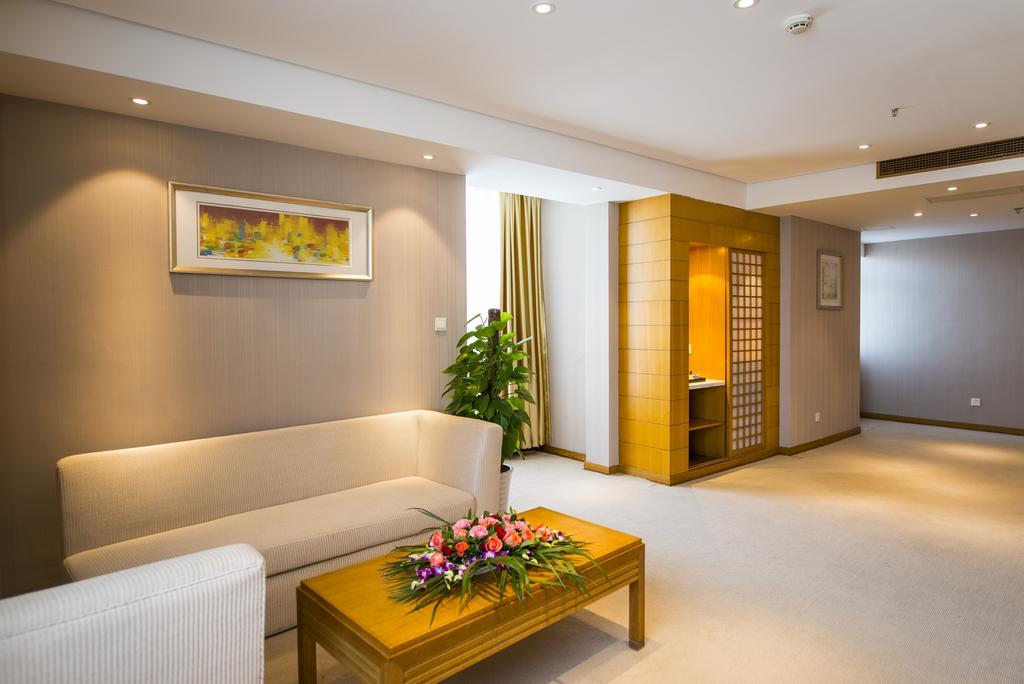 Days Hotel Shanghai Hongkou Forture Exterior photo